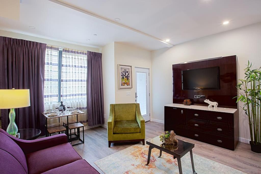 Luxurious One Bedroom Suite With Balboa Park View San Diego Bagian luar foto