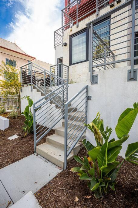 Luxurious One Bedroom Suite With Balboa Park View San Diego Bagian luar foto