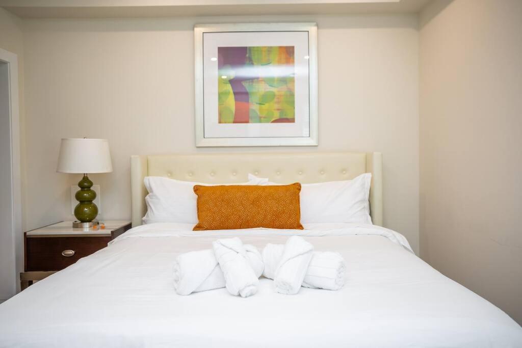 Luxurious One Bedroom Suite With Balboa Park View San Diego Bagian luar foto